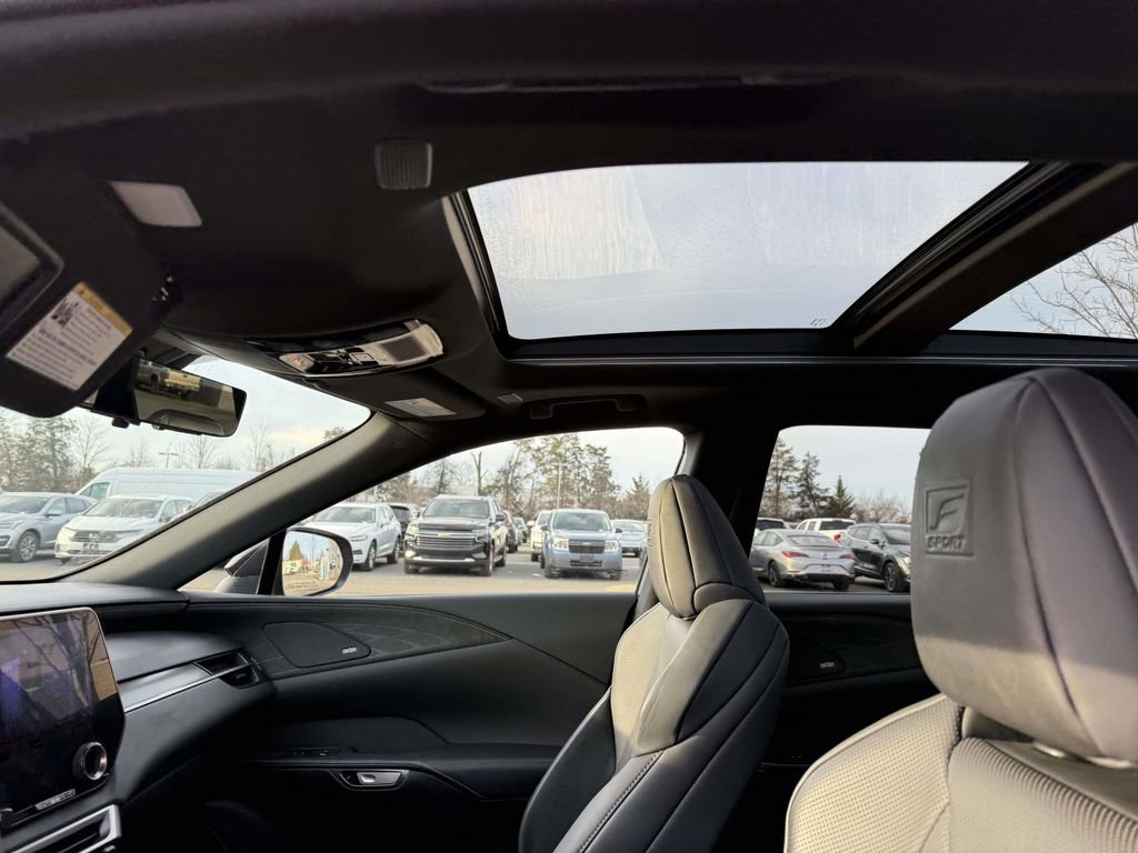 Used 2023 Lexus RX 500h F SPORT w/ Cold Area Package image 19