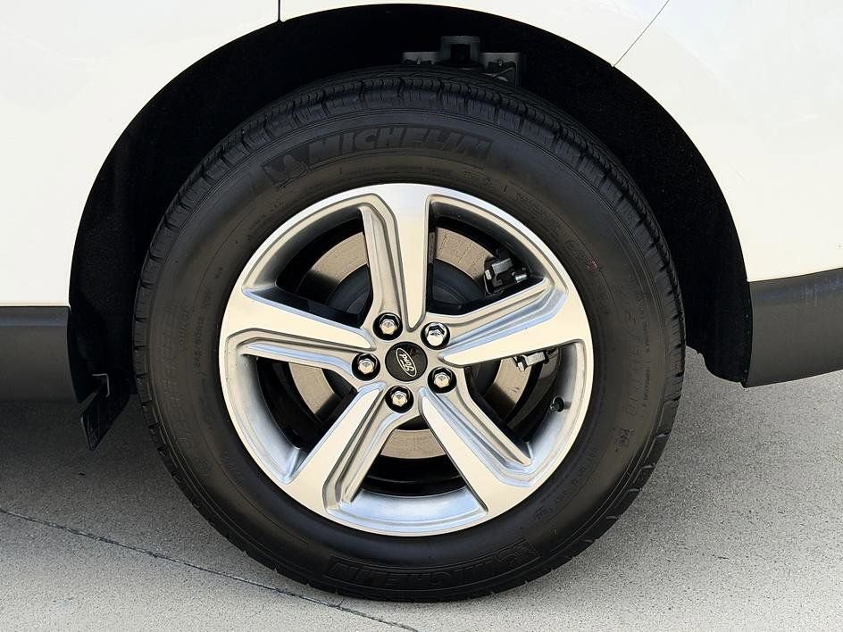Used 2023 Ford Edge SEL w/ Convenience Package image 18