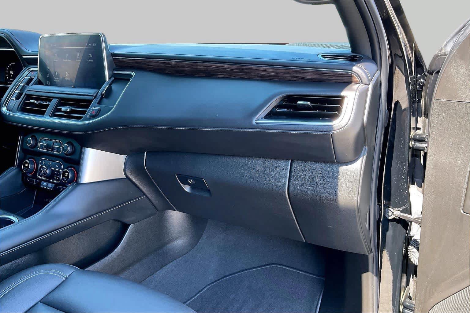 Used 2023 Chevrolet Tahoe LT w/ LT Signature Package RWD image 18