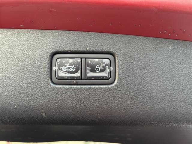 Used 2025 Genesis GV70 2.5T image 13