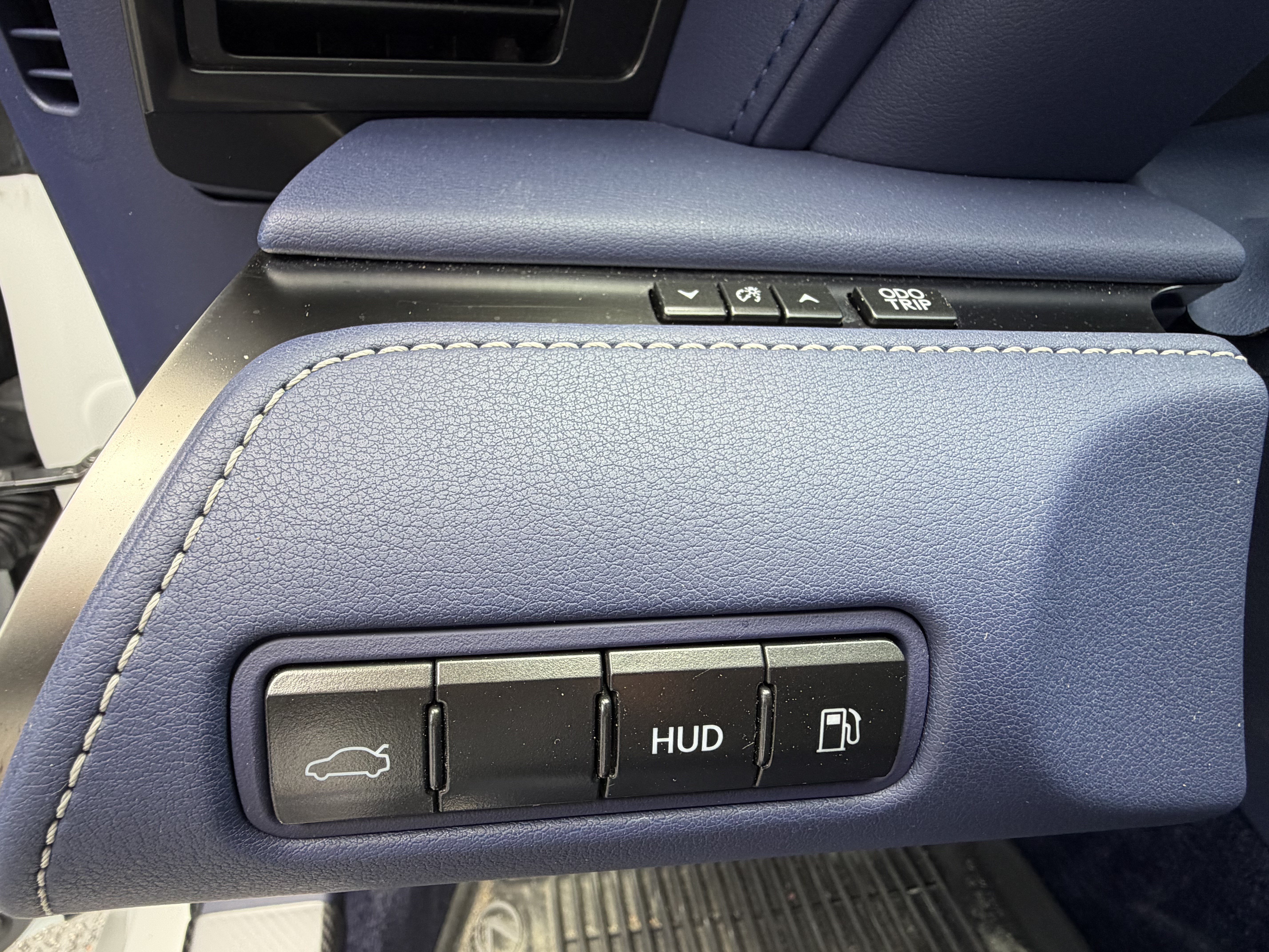 Certified 2024 Lexus LC 500 Convert w/ Inspiration Series RWD image 15