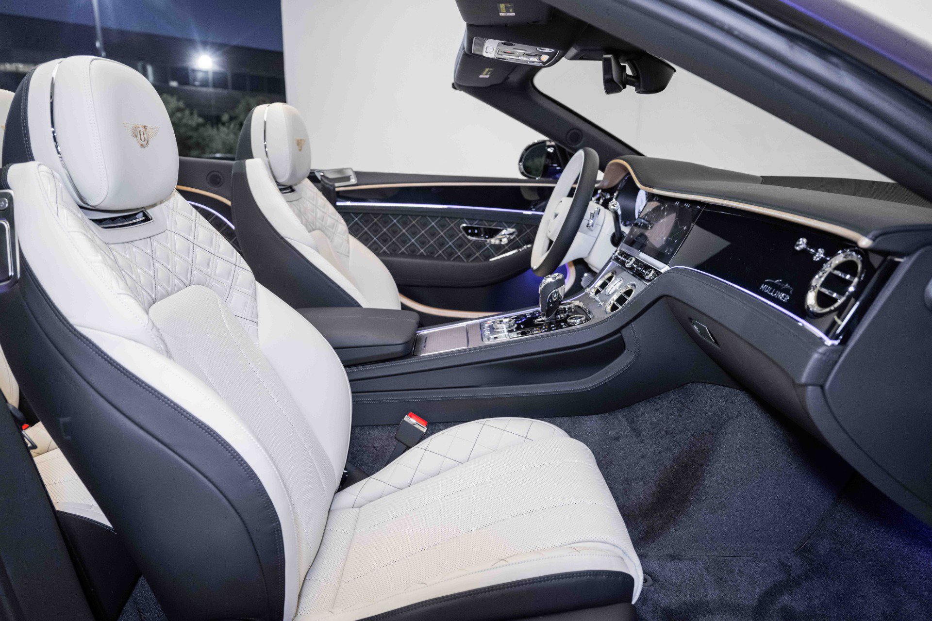 Used 2024 Bentley Continental GT Mulliner image 2