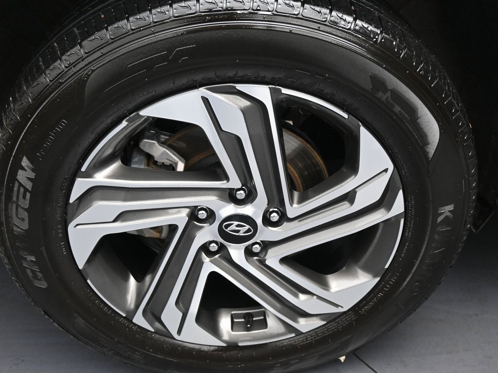 Used 2023 Hyundai Santa Fe SE image 33