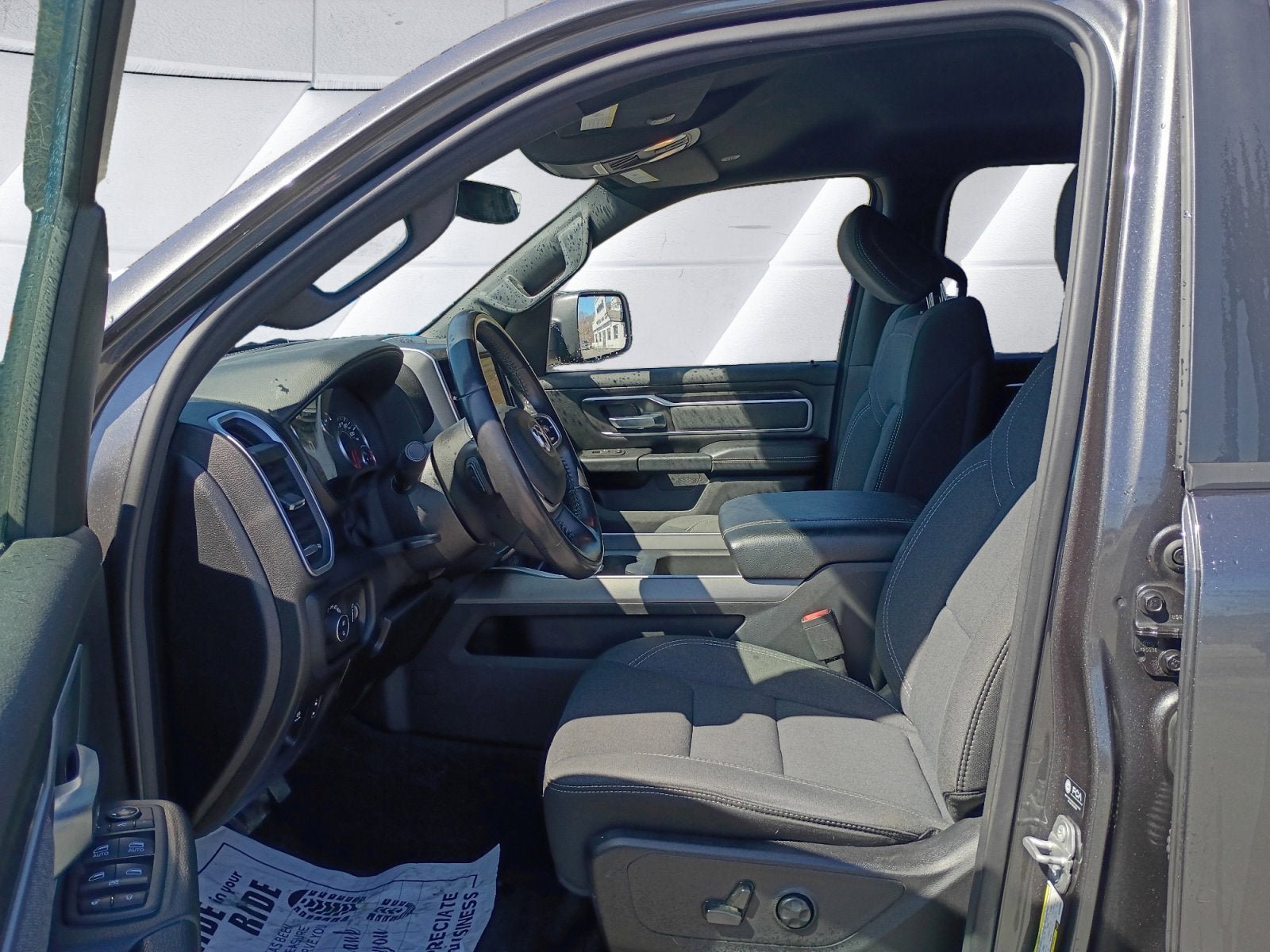 Used 2021 RAM 1500 Big Horn image 10