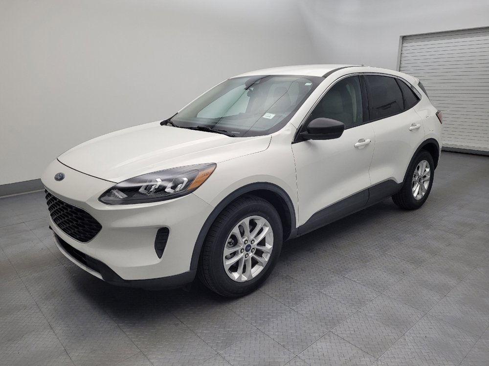 Used 2020 Ford Escape SE FWD image 2