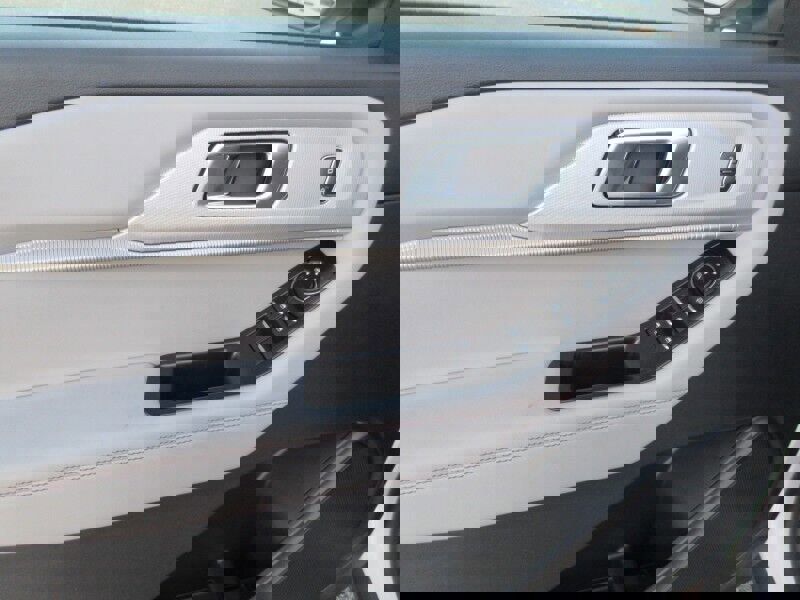 New 2026 Ford Explorer Active w/ Active Comfort Package image 16