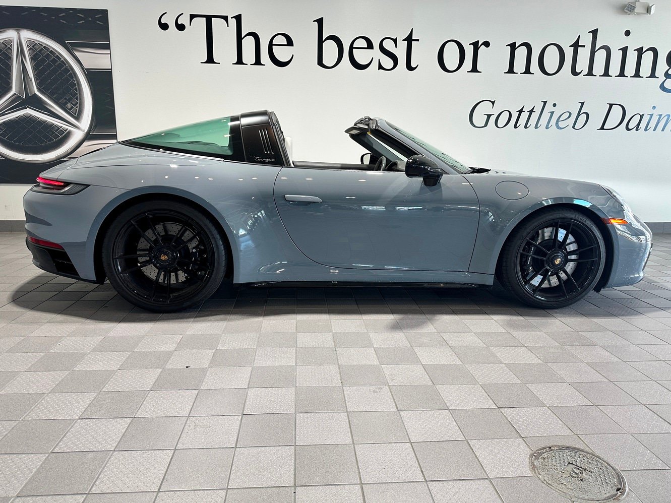 Used 2024 Porsche 911 Targa 4 GTS AWD/4WD image 3