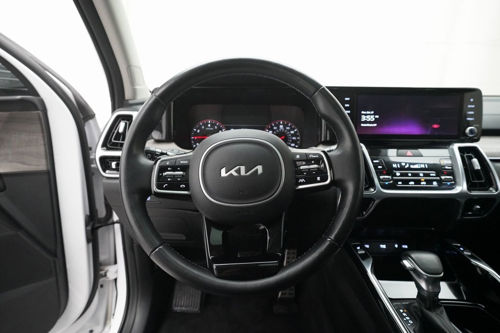 Used 2022 Kia Sorento X-Line EX image 4