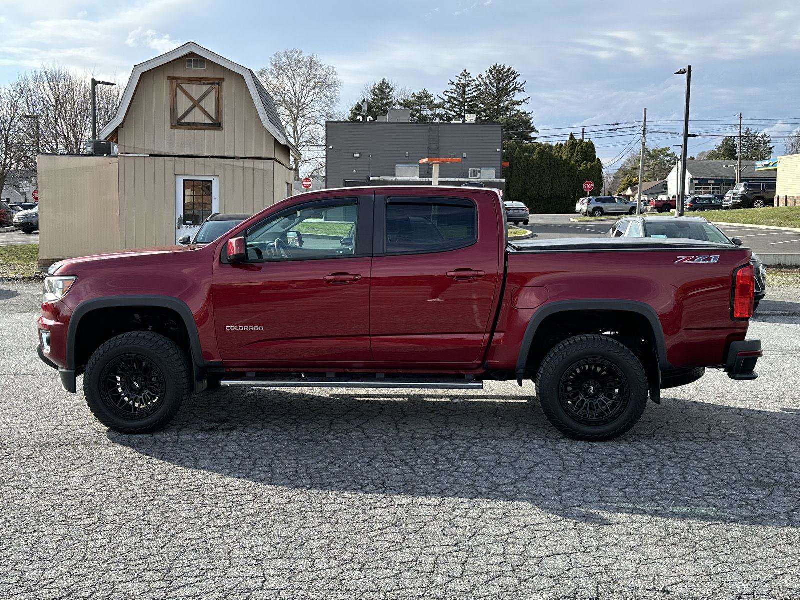 Used 2017 Chevrolet Colorado Z71 image 5