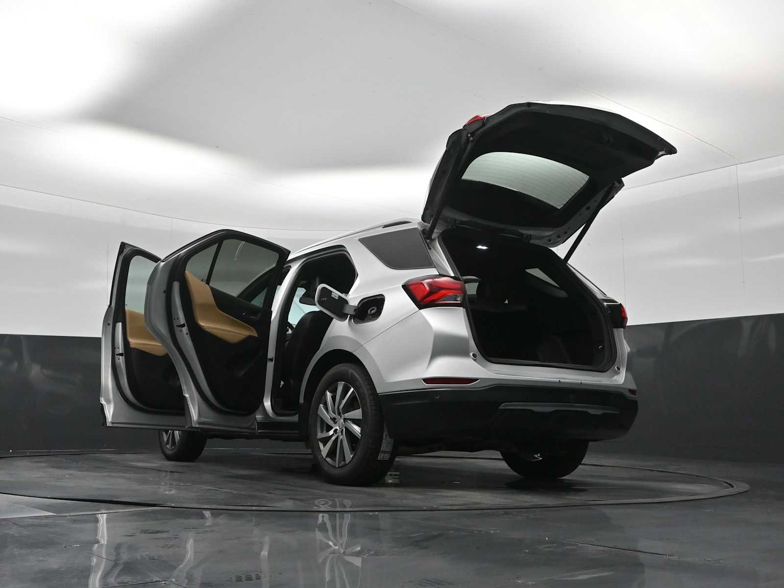 Used 2022 Chevrolet Equinox Premier AWD/4WD image 40