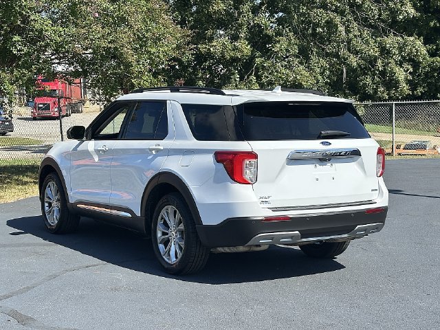 Used 2020 Ford Explorer XLT w/ Equipment Group 202A AWD/4WD image 6