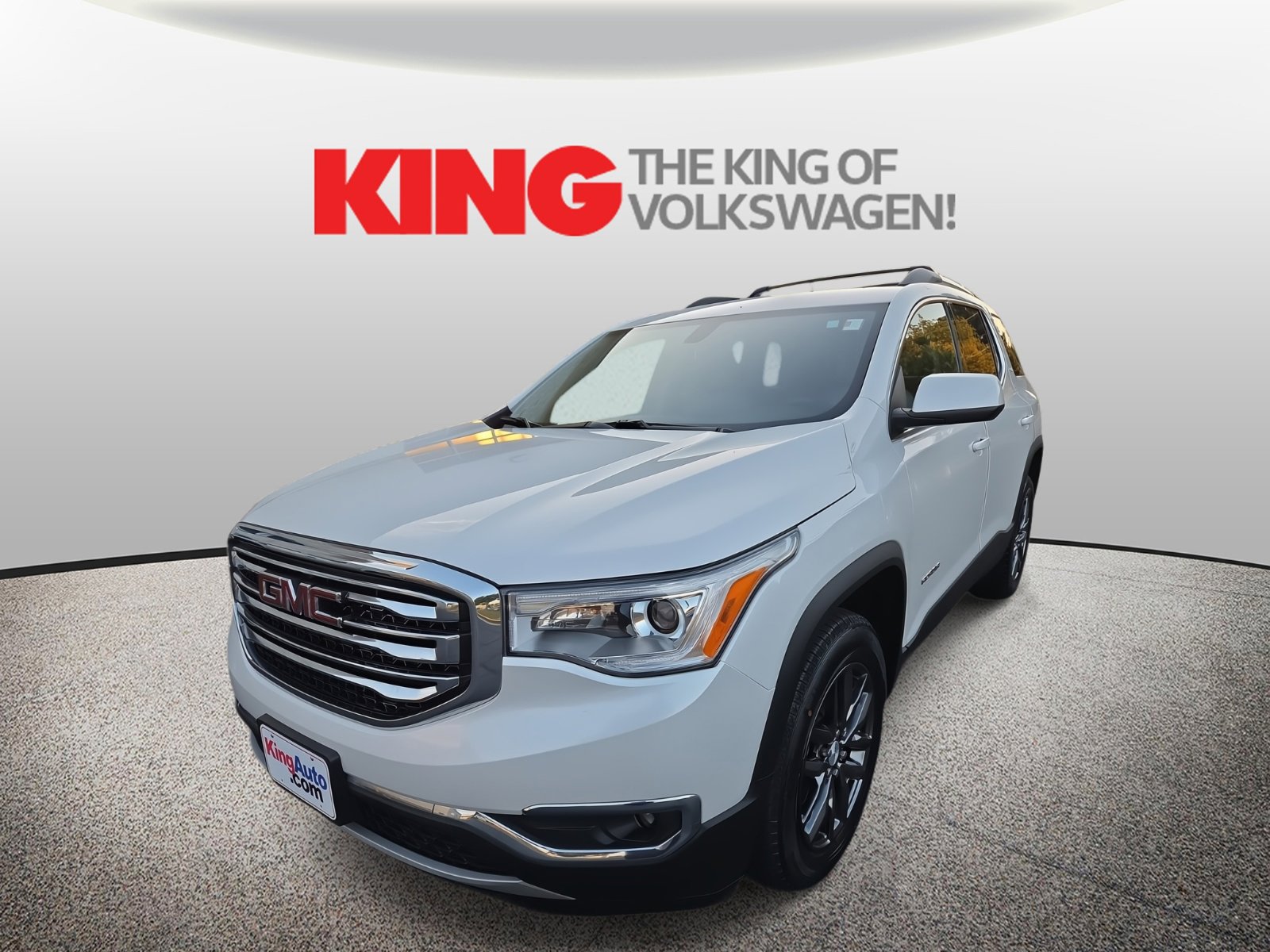 Used 2017 GMC Acadia SLT image 3