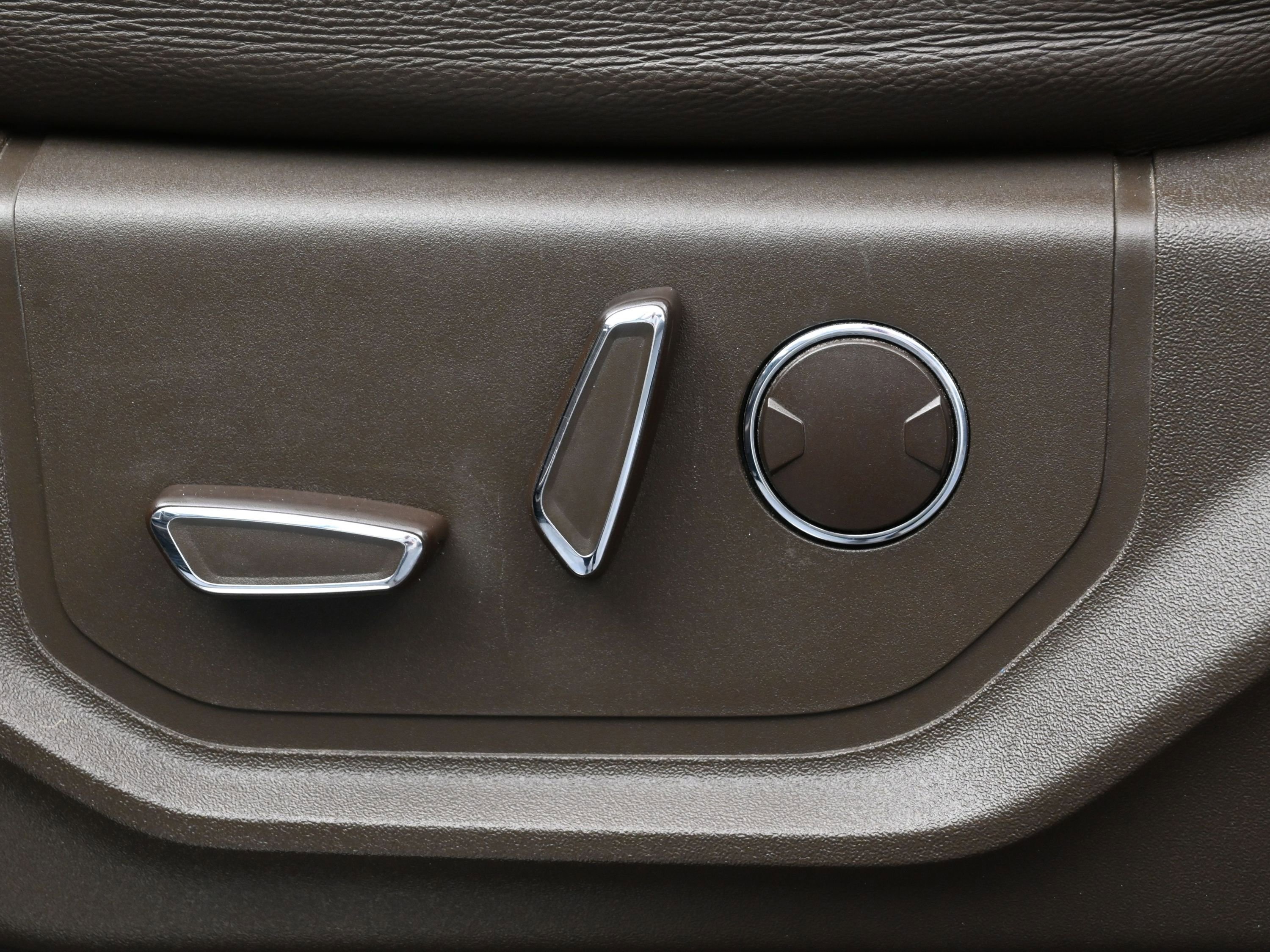 Used 2022 Ford F250 King Ranch w/ King Ranch Ultimate Package image 9