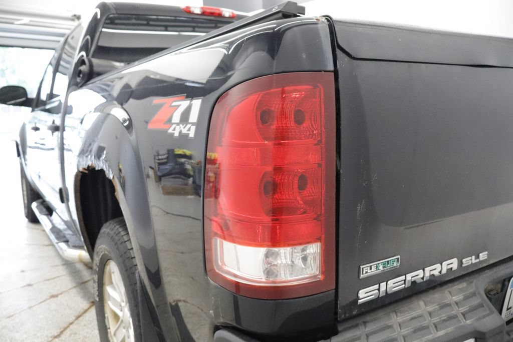 Used 2011 GMC Sierra 1500 SLE w/ Power Tech Package AWD/4WD image 14
