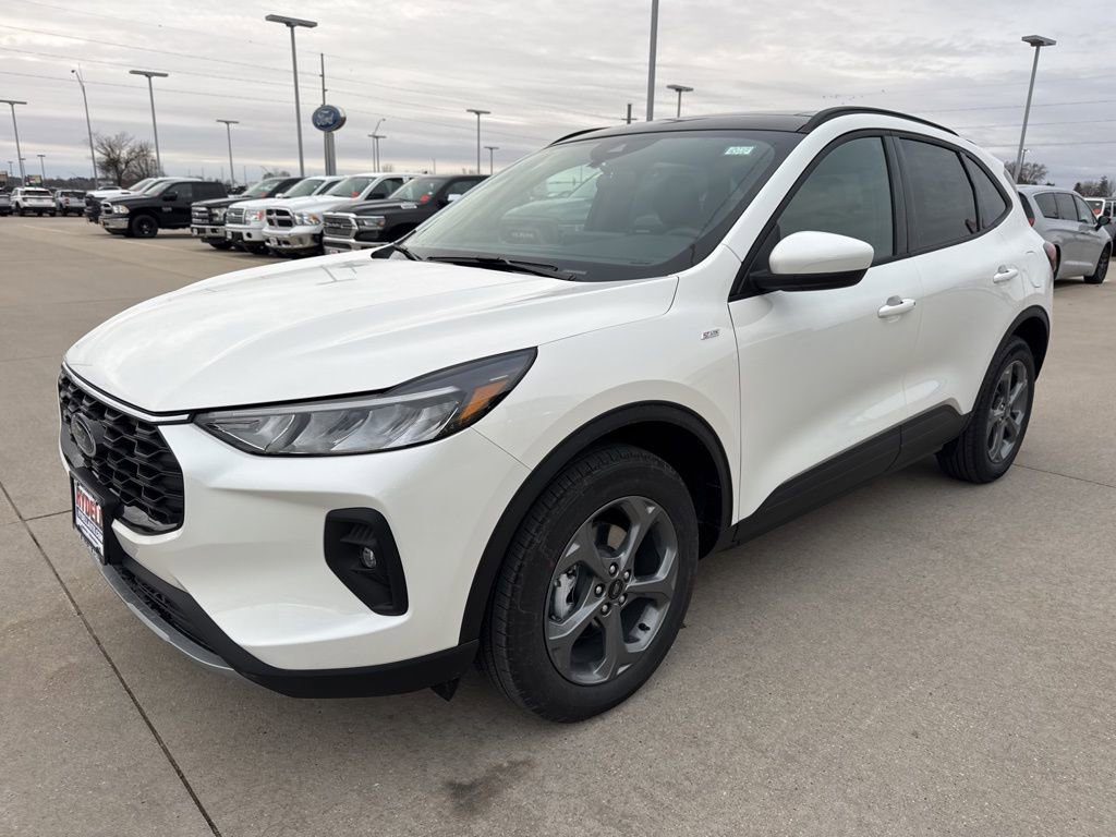 New 2026 Ford Escape ST-Line Select w/ Equipment Group 401A AWD/4WD image 24