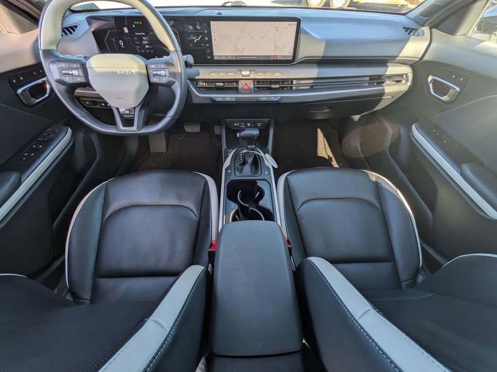Used 2025 Kia K4 GT-Line w/ GT-Line Premium Package image 29