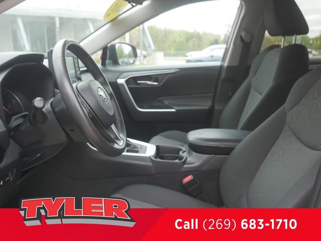 Used 2021 Toyota RAV4 XLE w/ Convenience Package AWD/4WD image 37