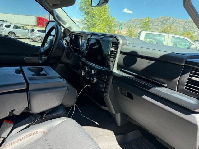 Used 2026 Ford F350 Lariat w/ Lariat Premium Package AWD/4WD image 7