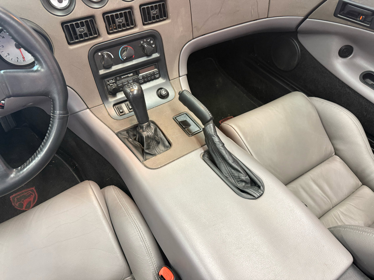 Used 1993 Dodge Viper RT/10 image 12