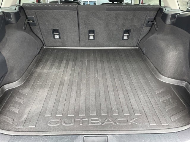 Used 2018 Subaru Outback 2.5i Premium image 10