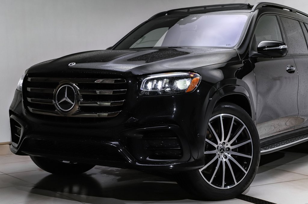 New 2026 Mercedes-Benz GLS 580 4MATIC image 2