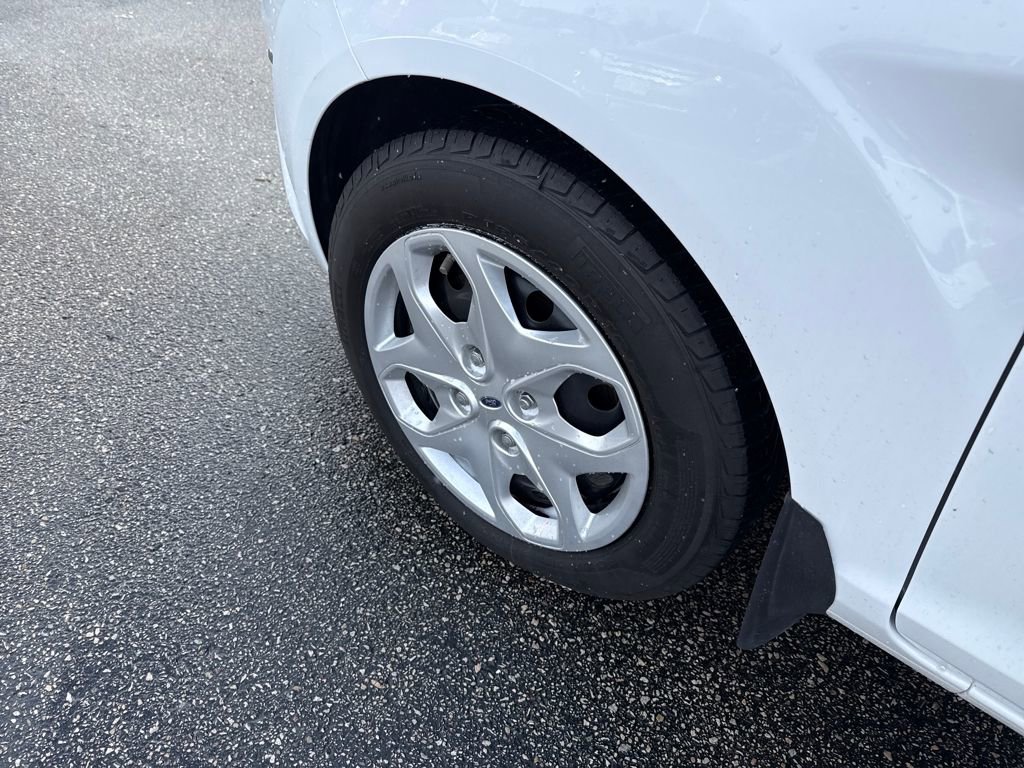 Used 2013 Ford Fiesta S image 11