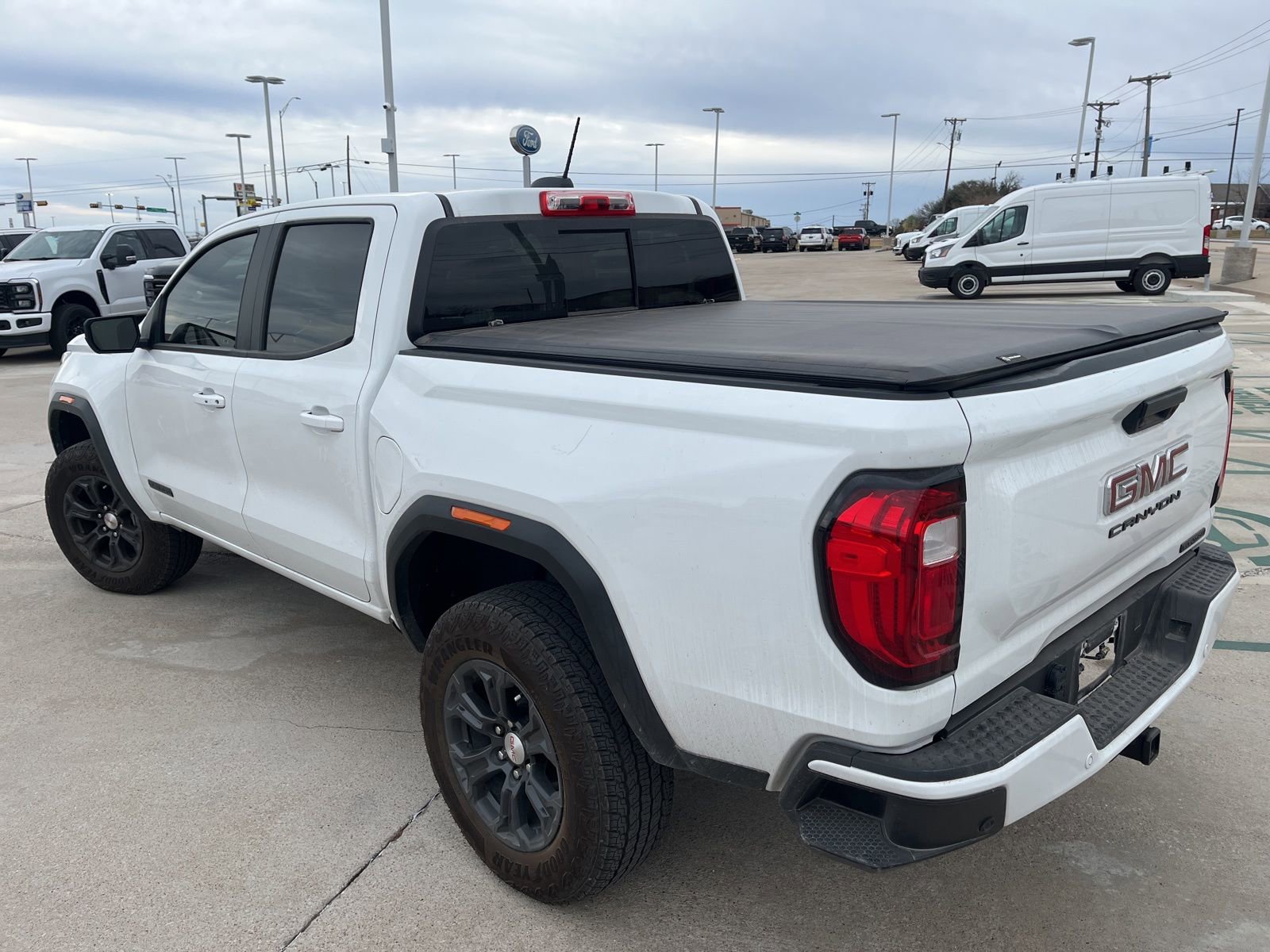 Used 2024 GMC Canyon Elevation w/ Convenience Package image 5