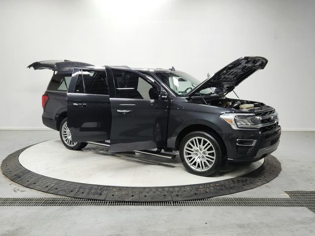Used 2023 Ford Expedition Max Limited image 9
