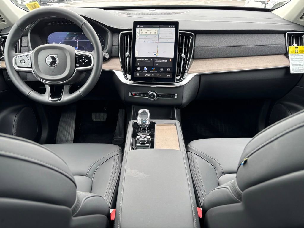 Certified 2026 Volvo XC90 B6 Plus w/ Protection Package Premier AWD/4WD image 6