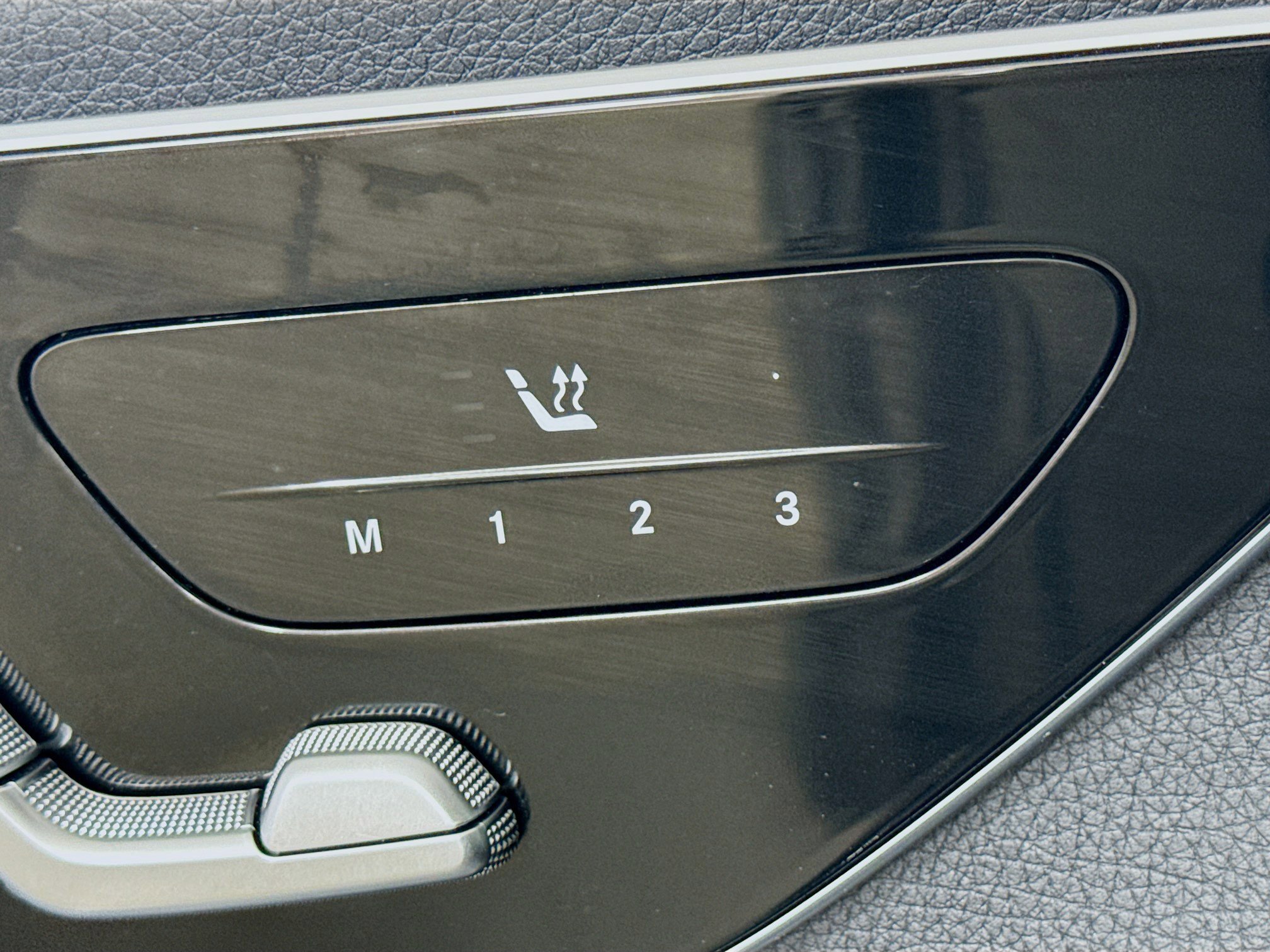 Used 2023 Mercedes-Benz EQE 350+ 4MATIC SUV image 21