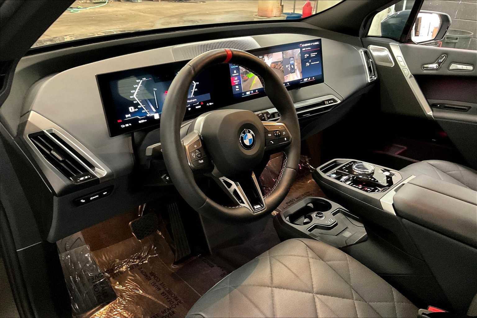 Used 2025 BMW iX M60 image 17