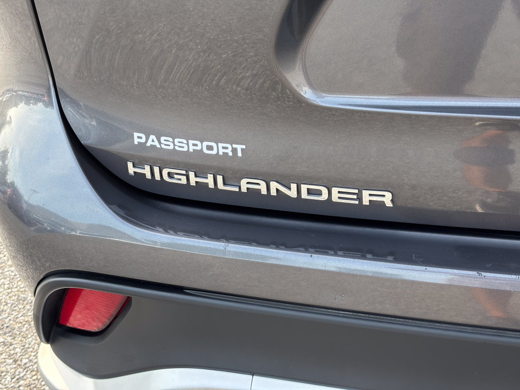 Certified 2025 Toyota Highlander XSE AWD/4WD image 12