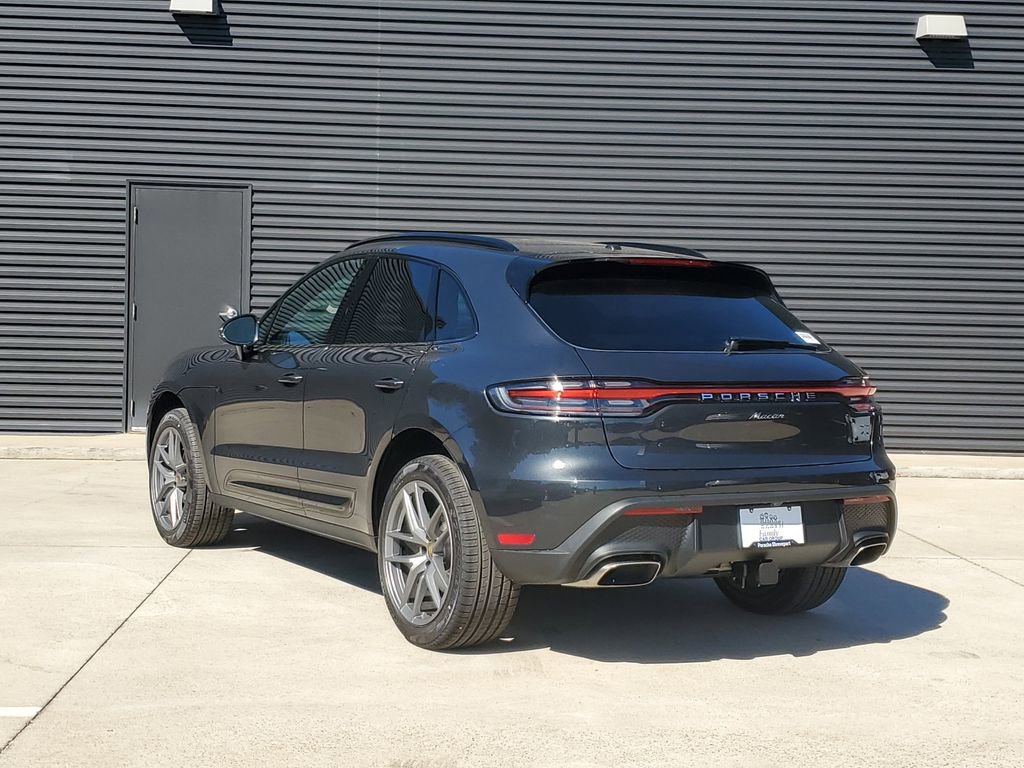 New 2026 Porsche Macan image 3