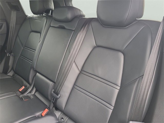 Used 2021 Porsche Cayenne image 9