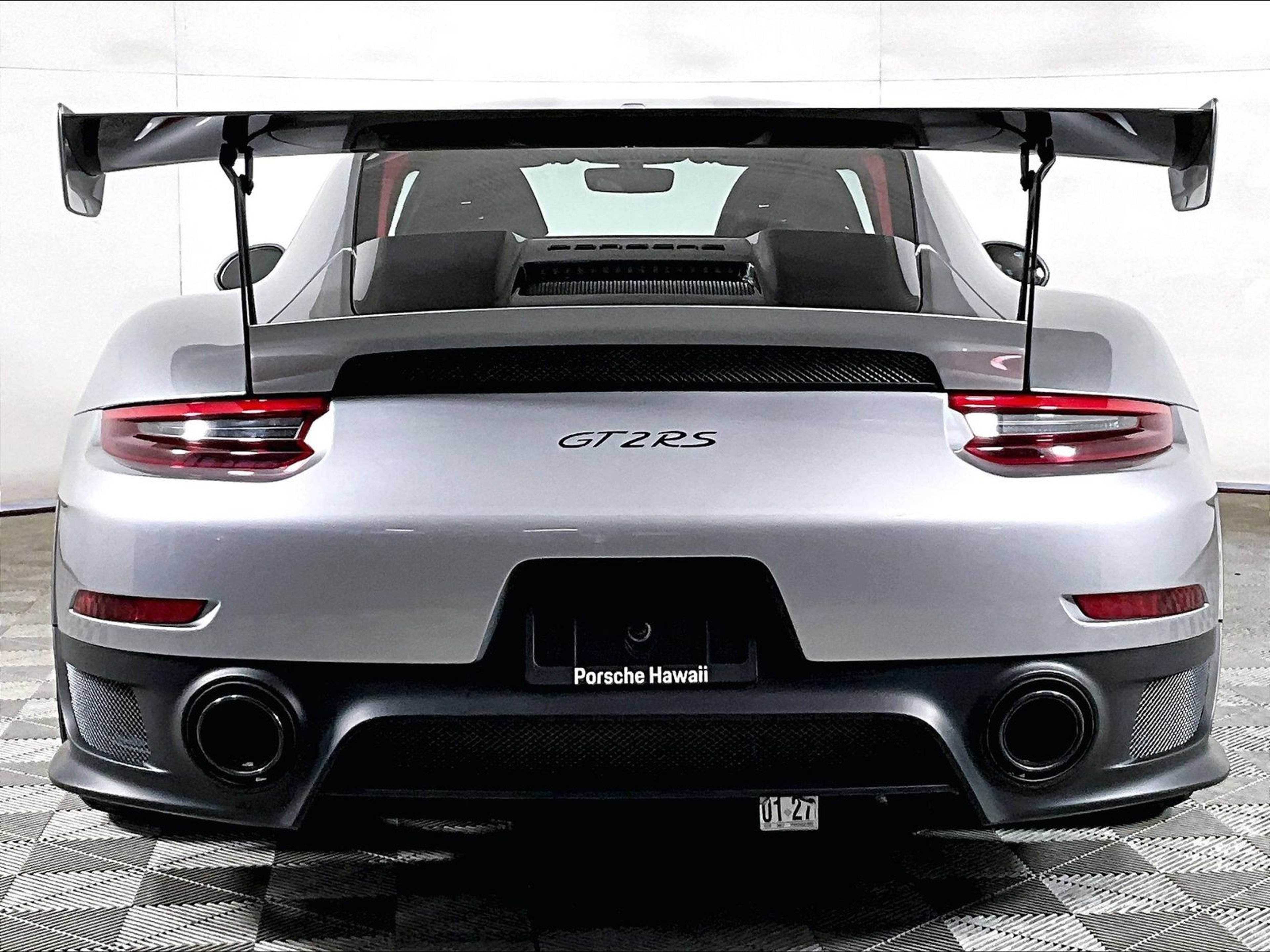 Certified 2018 Porsche 911 GT2 RS RWD image 10
