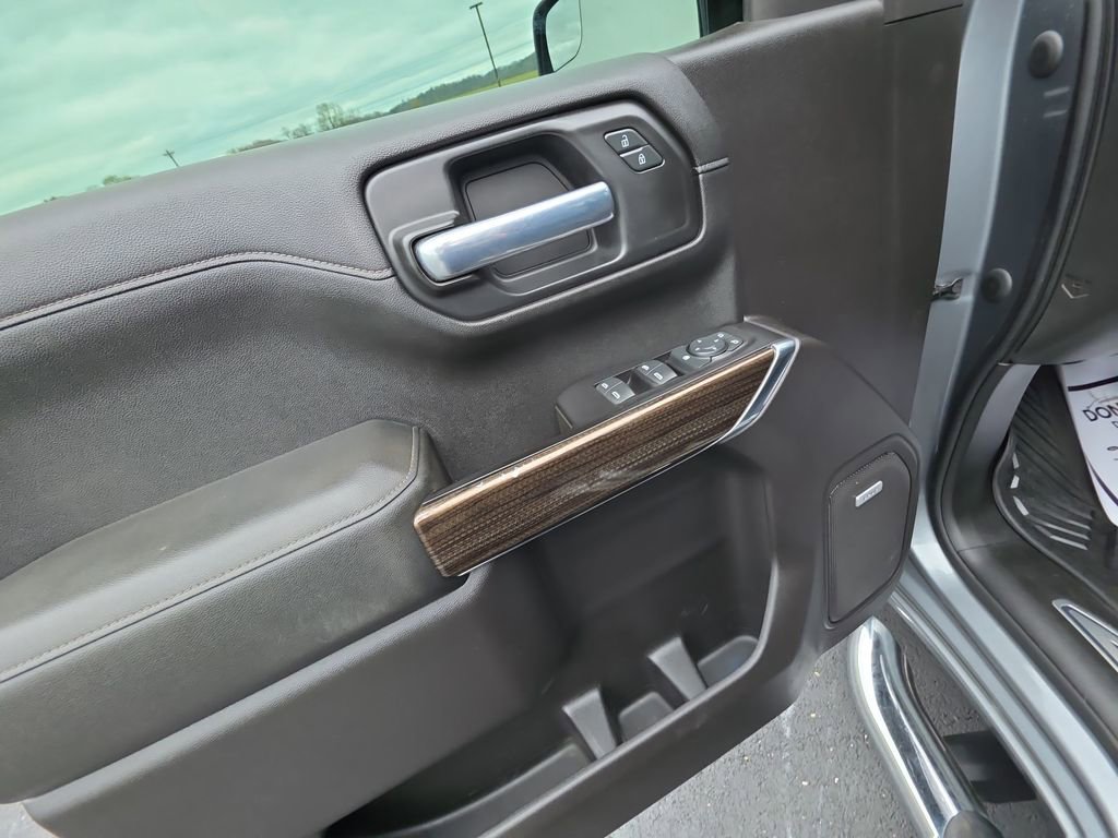 Used 2020 Chevrolet Silverado 1500 RST image 13