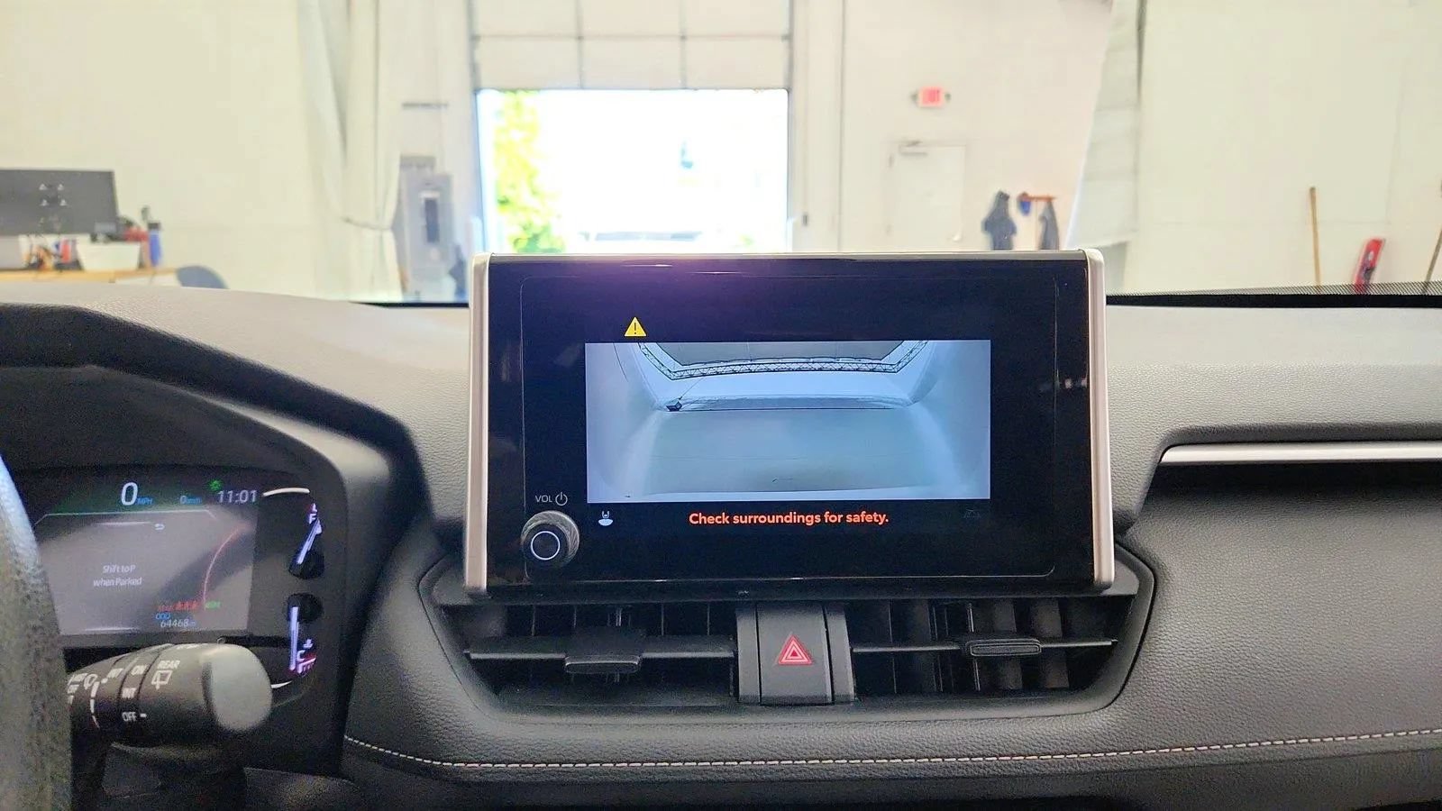 Used 2024 Toyota RAV4 XLE FWD image 18