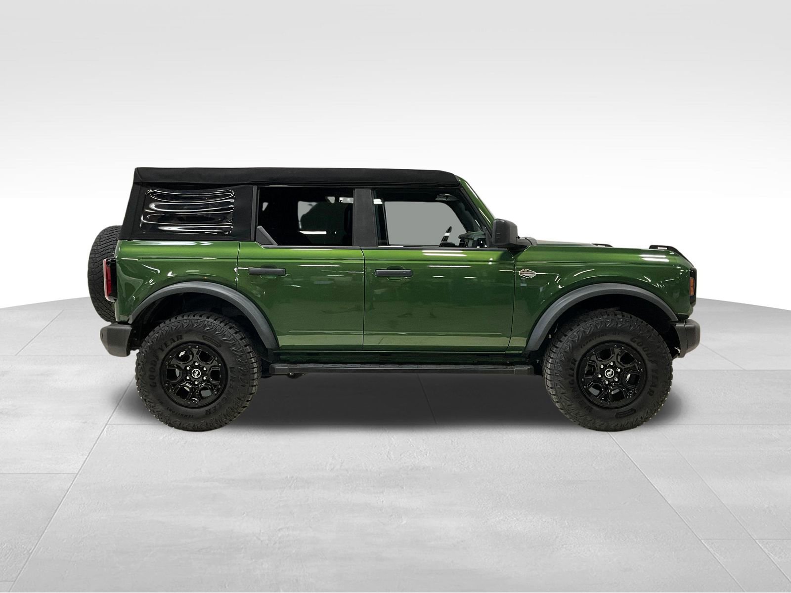 Used 2023 Ford Bronco Wildtrak AWD/4WD image 3