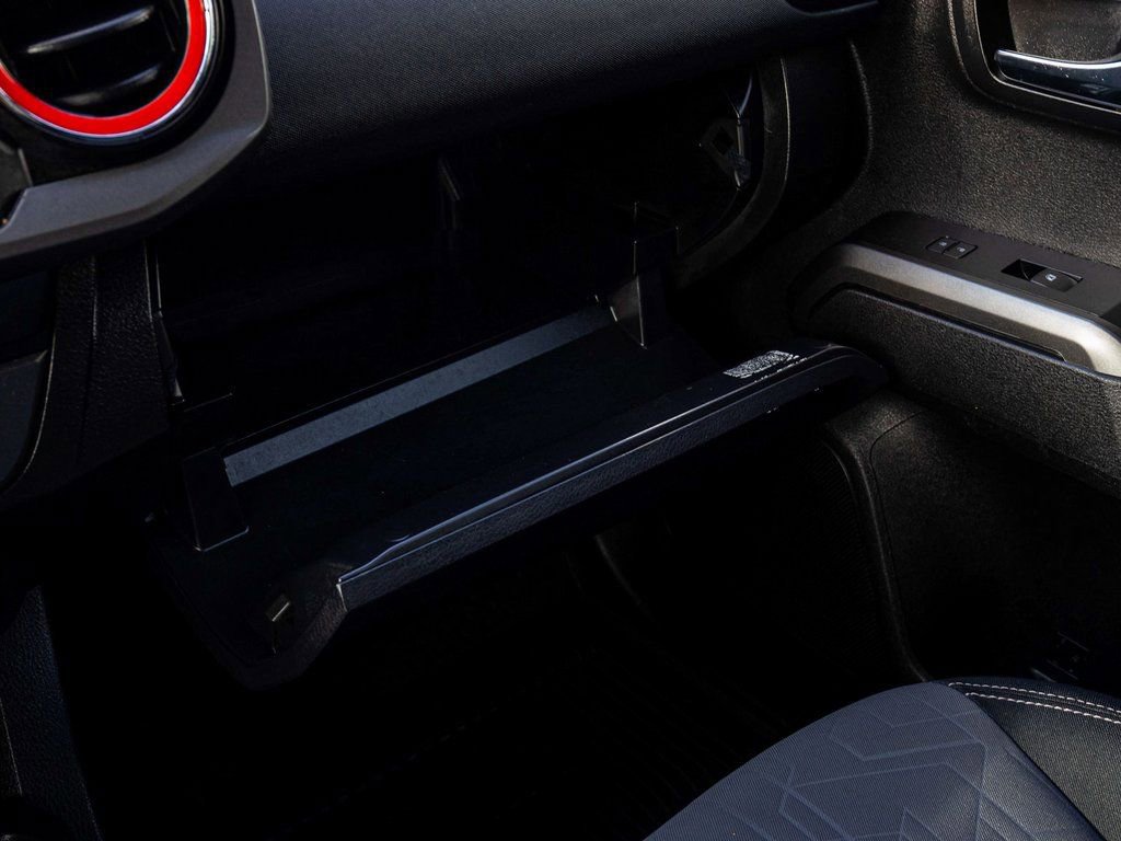 Used 2023 Toyota Tacoma TRD Off-Road w/ Technology Package image 19