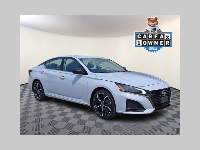 Used 2023 Nissan Altima 2.5 SR w/ SR Premium Package