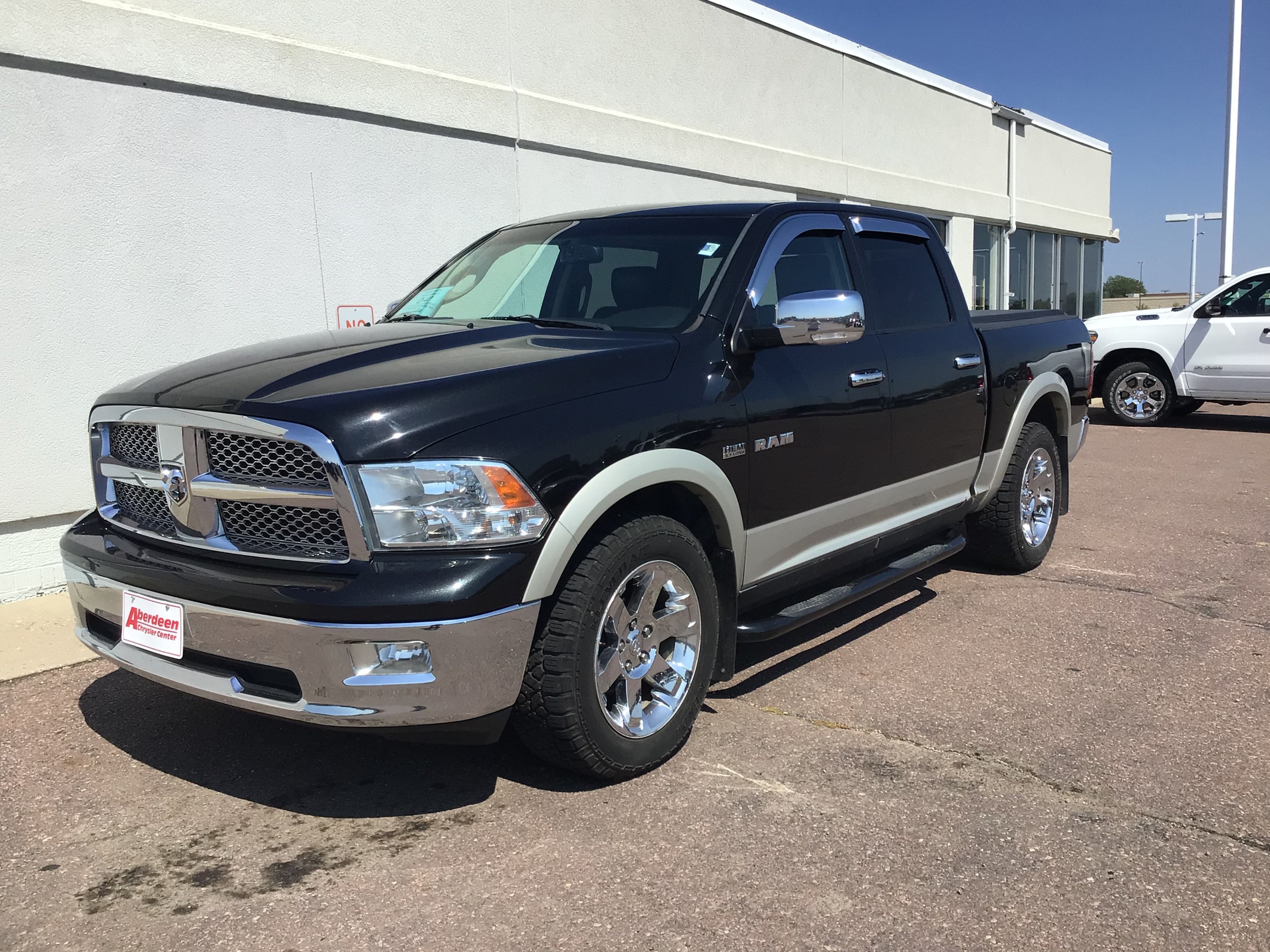 Used 2010 Dodge Ram 1500 Truck Laramie AWD/4WD image 2