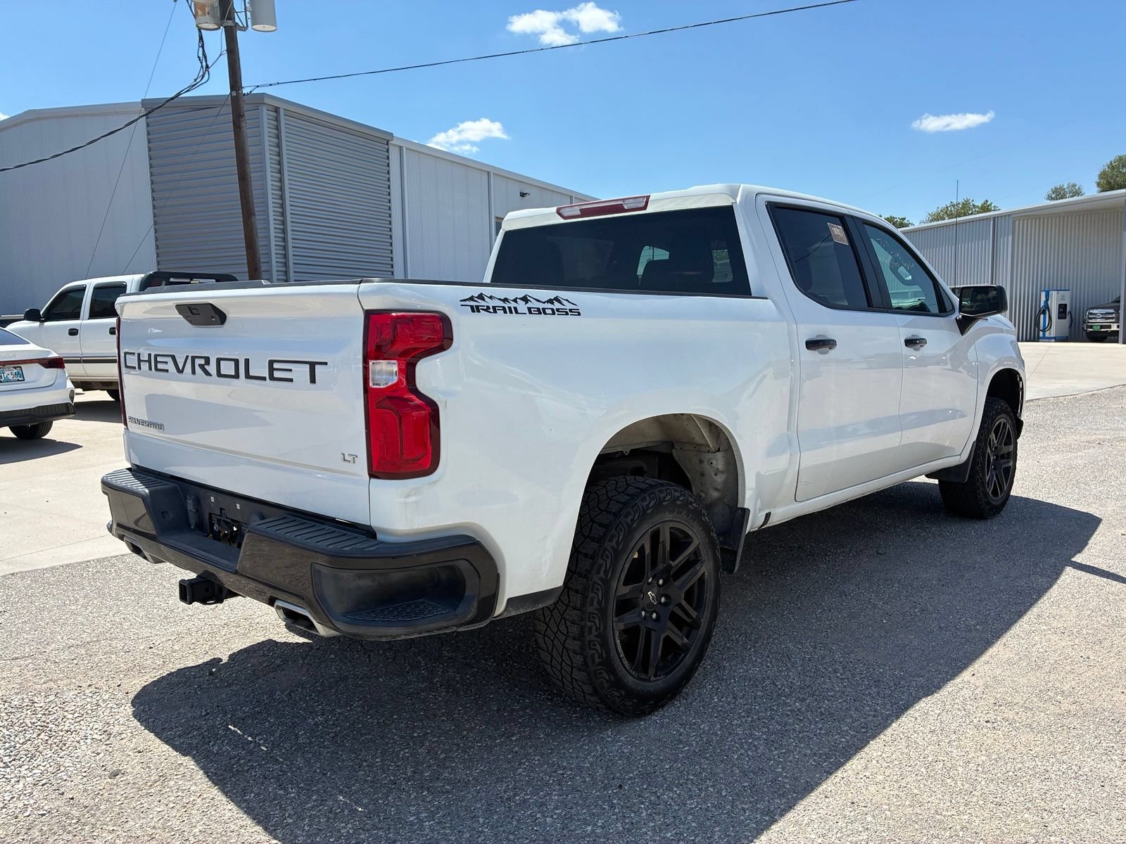 Used 2022 Chevrolet Silverado 1500 LT Trail Boss AWD/4WD image 14