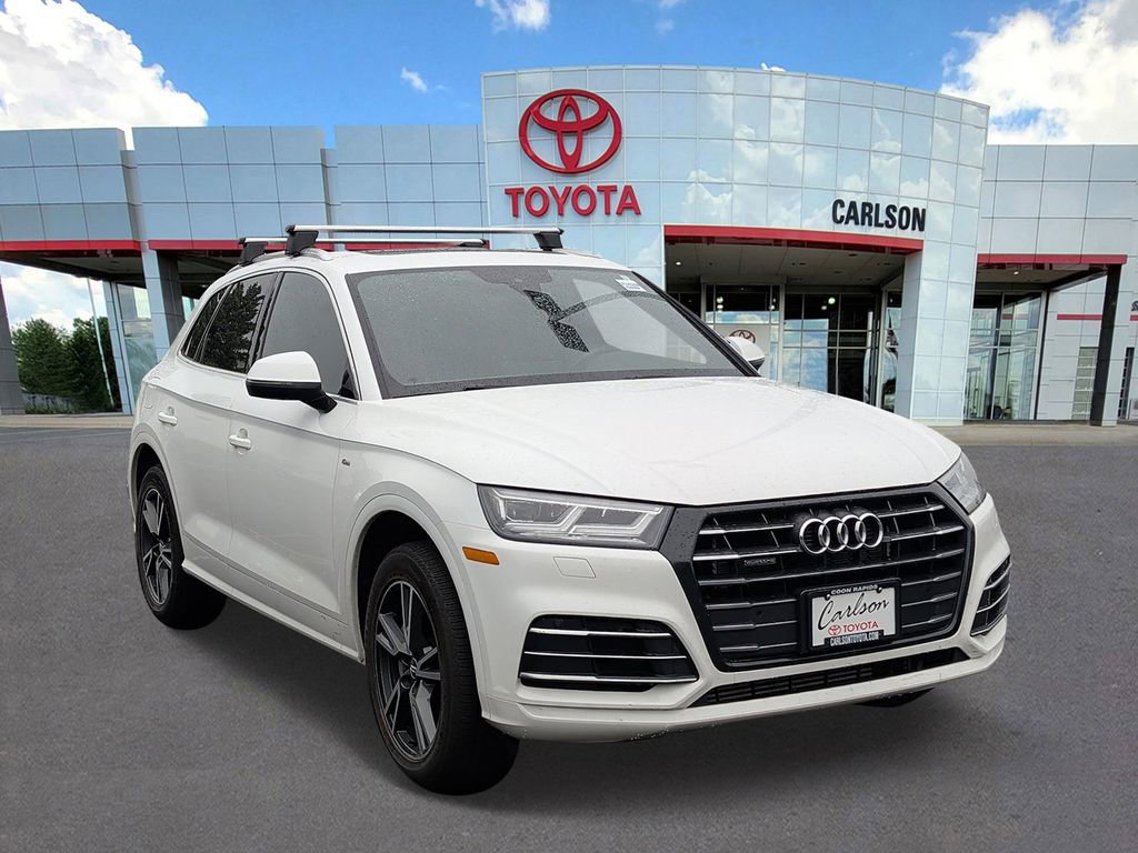 Used 2020 Audi Q5 e Premium Plus w/ Premium Plus Package AWD/4WD image 5