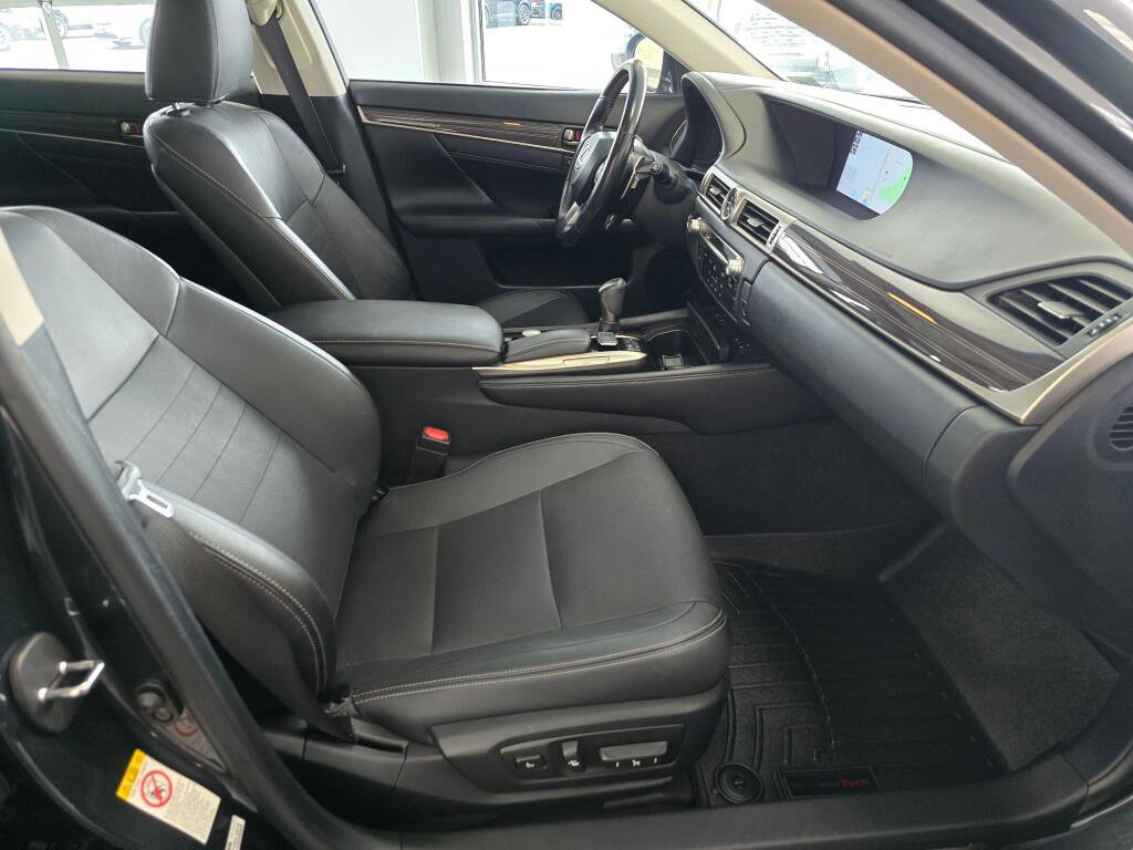 Used 2018 Lexus GS 350 AWD w/ Premium Package image 45
