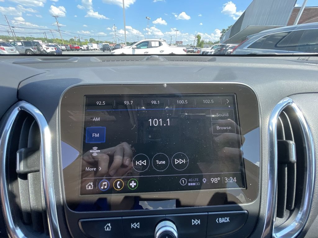 Certified 2024 Chevrolet Equinox LT FWD image 14