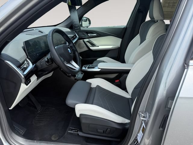 Certified 2026 BMW X1 xDrive28i w/ Convenience Package AWD/4WD image 9