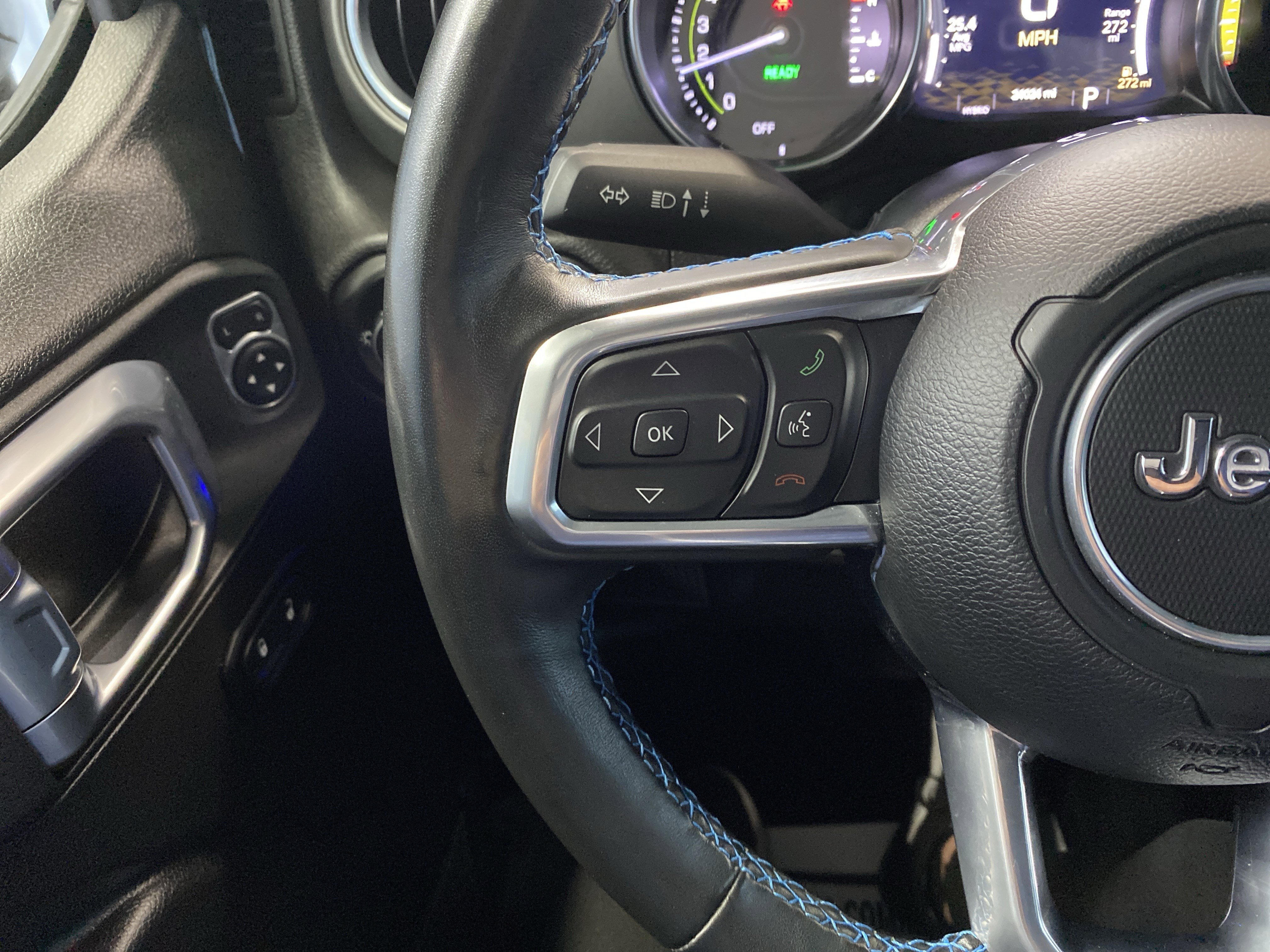 Used 2022 Jeep Wrangler Unlimited Rubicon 4xe w/ Cold Weather Group image 20