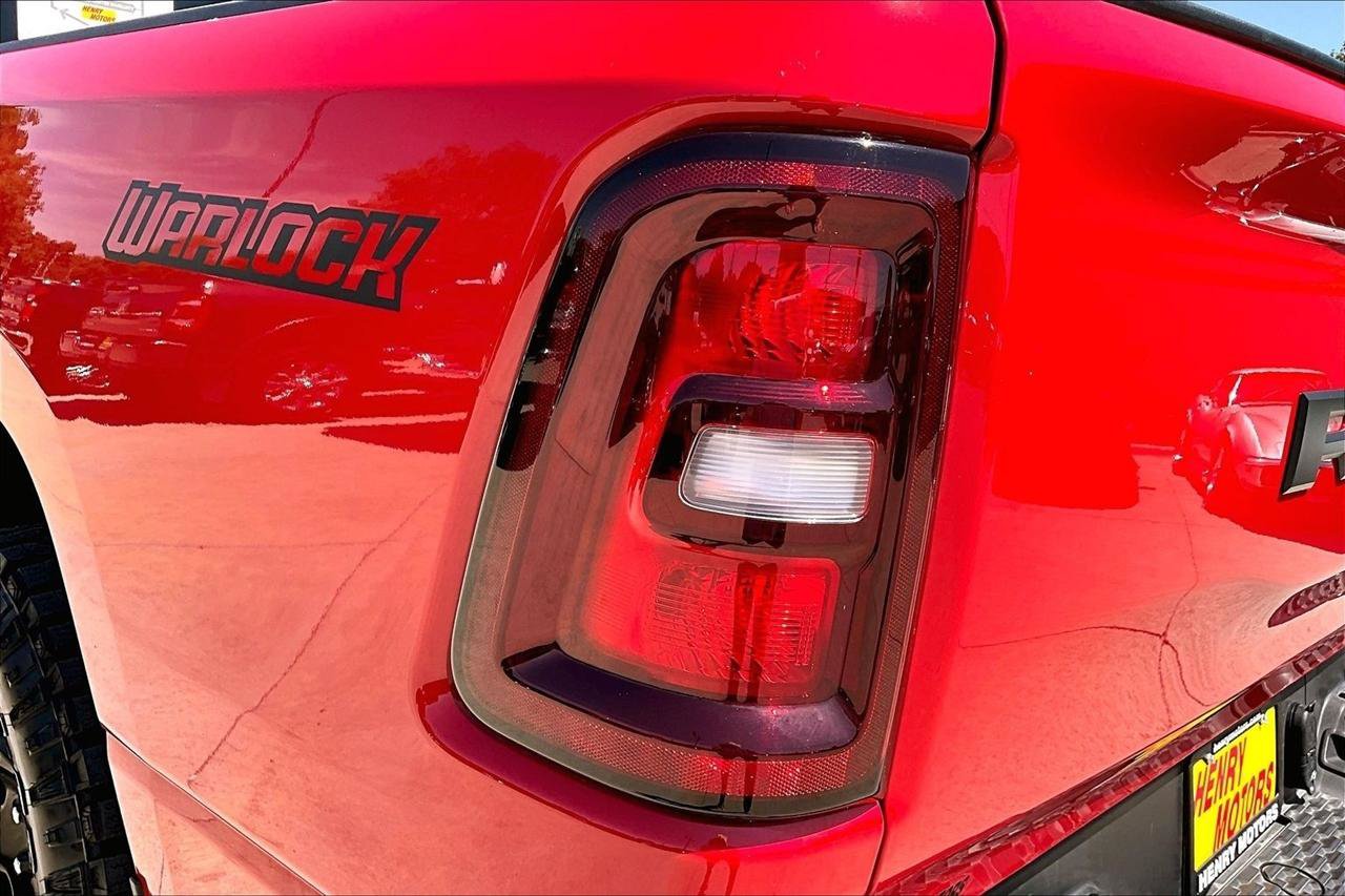 Used 2025 RAM 1500 Warlock AWD/4WD image 24