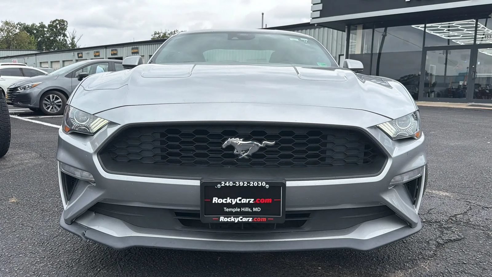 Used 2021 Ford Mustang Coupe RWD image 2