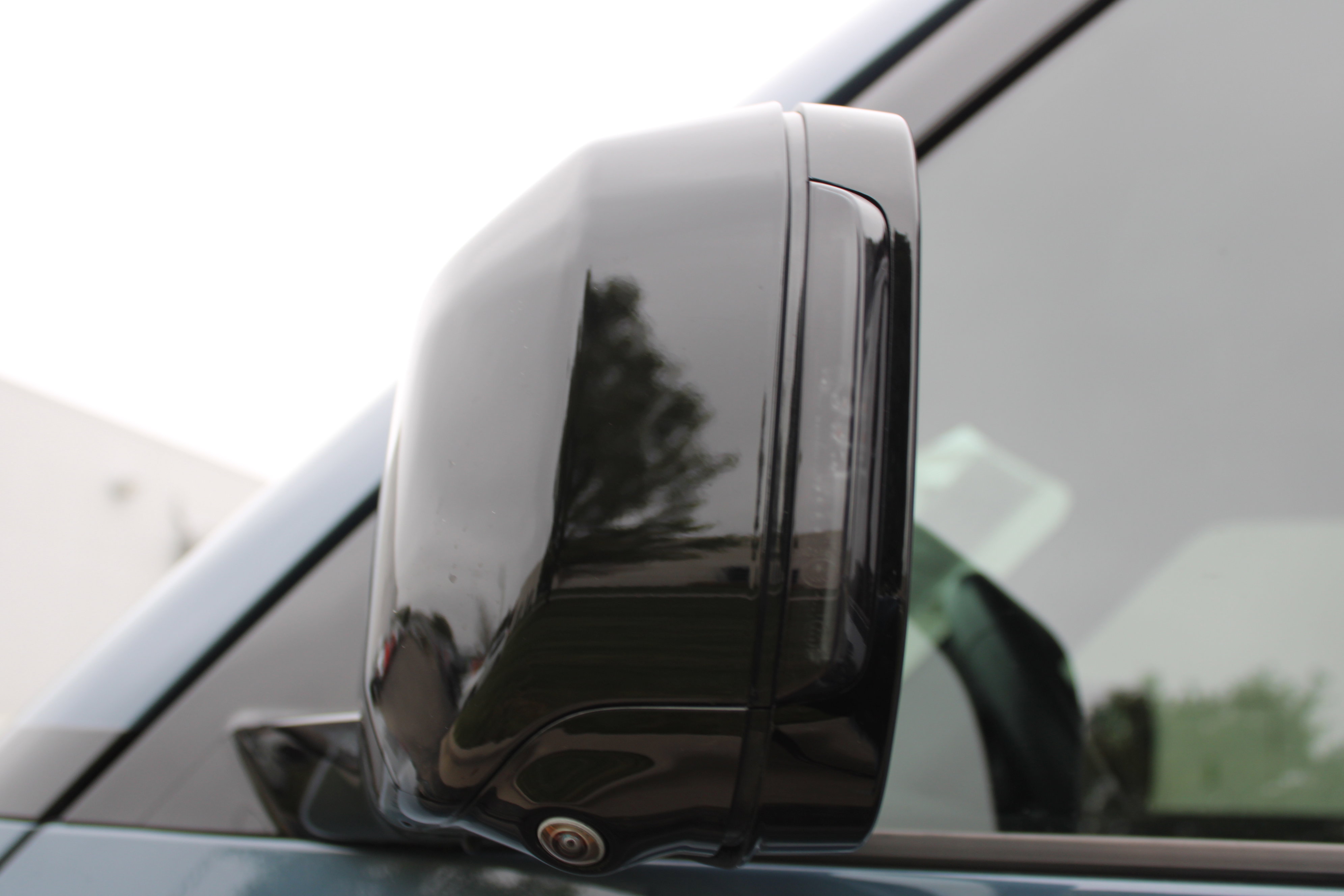 Used 2024 Land Rover Defender 110 S image 63